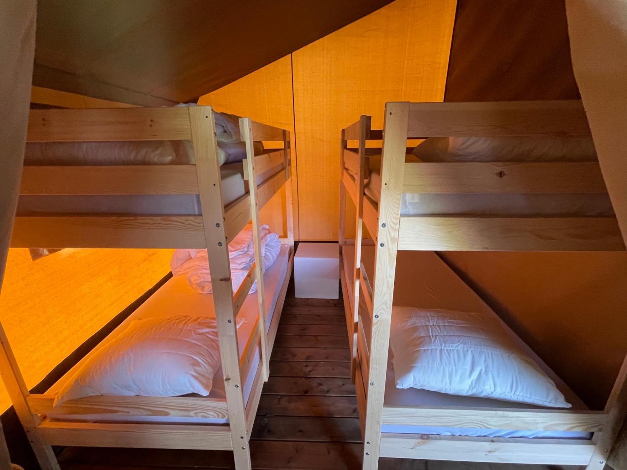 Glamping De Hof Van Eeden Warmond Exterior photo